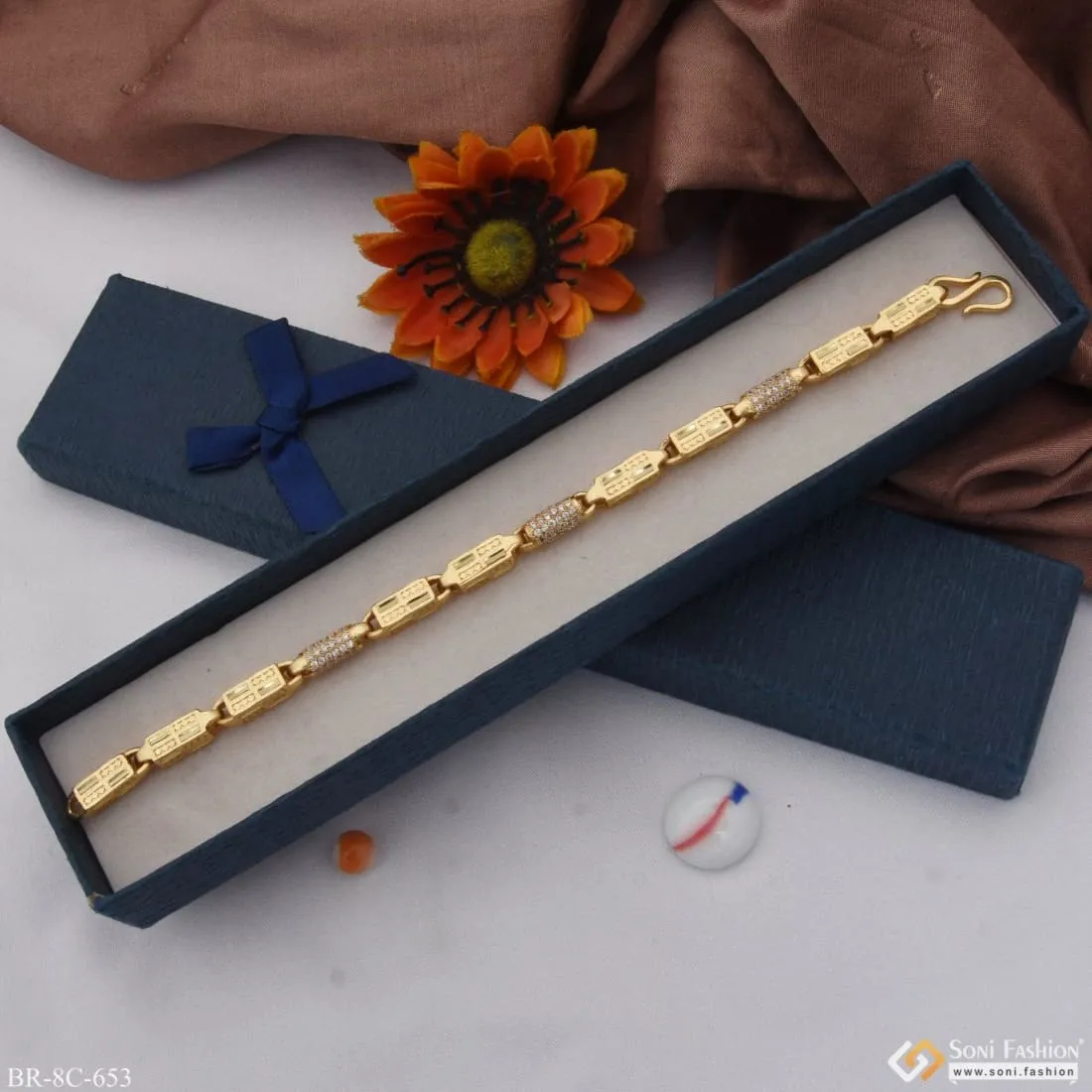 Durable Design with Diamond Extraordinary Gold Plated Bracelet for Men - Style C653