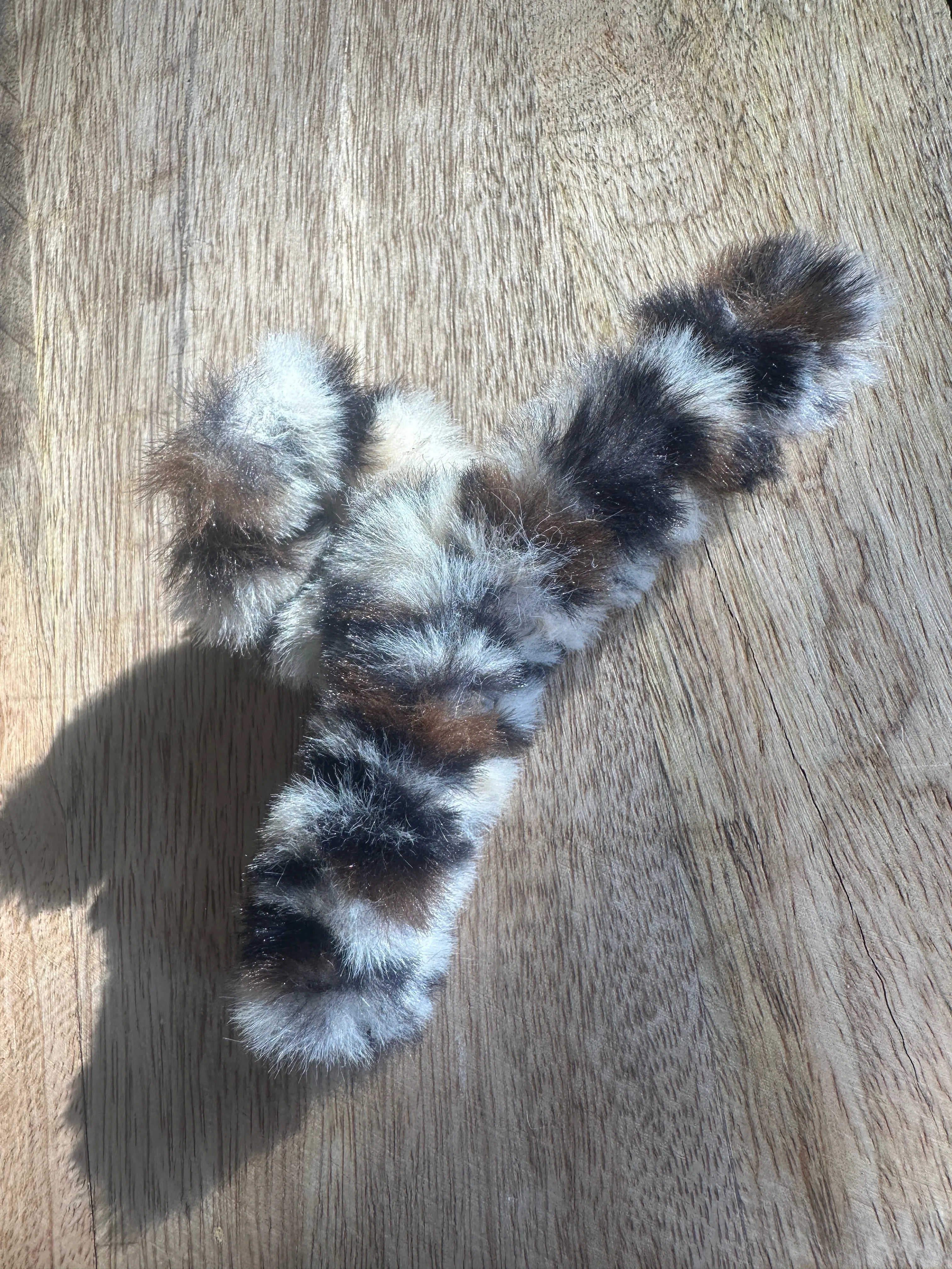 Ivory Cheetah Fur Hair Claw