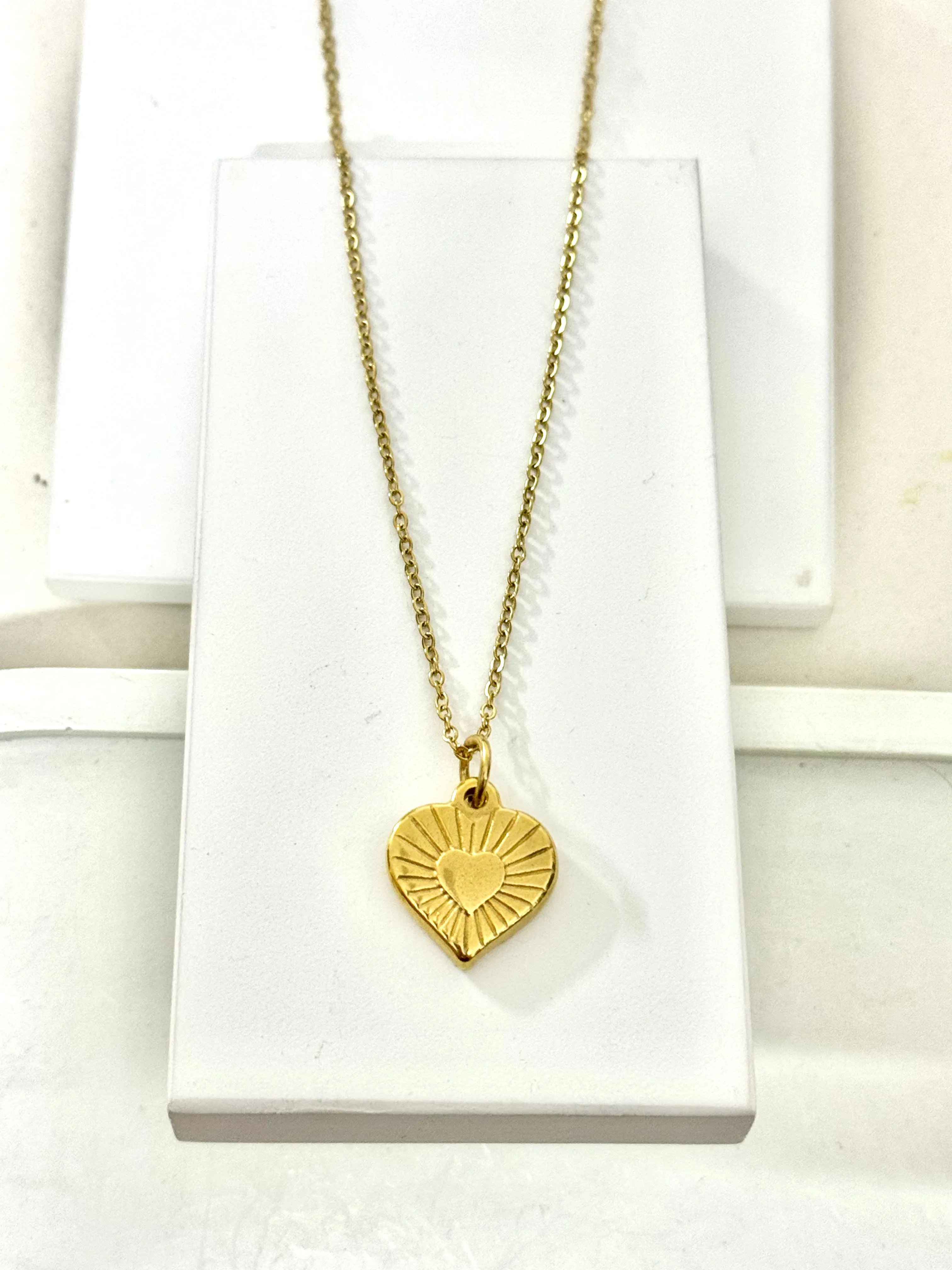 Vintage Heart Antitarnish Necklace
